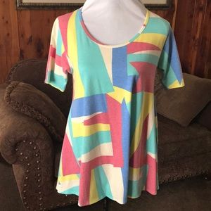 LuLaRoe summer tee